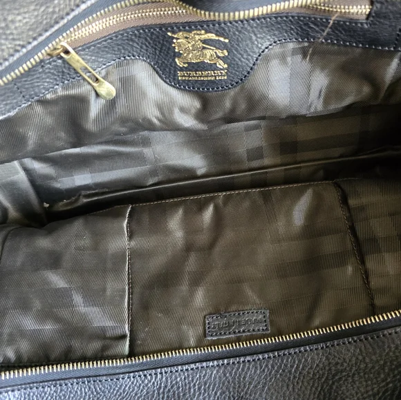 Burberry House Cjeck Quilted Large Manor Tote Bag Black - Picture 9 of 17